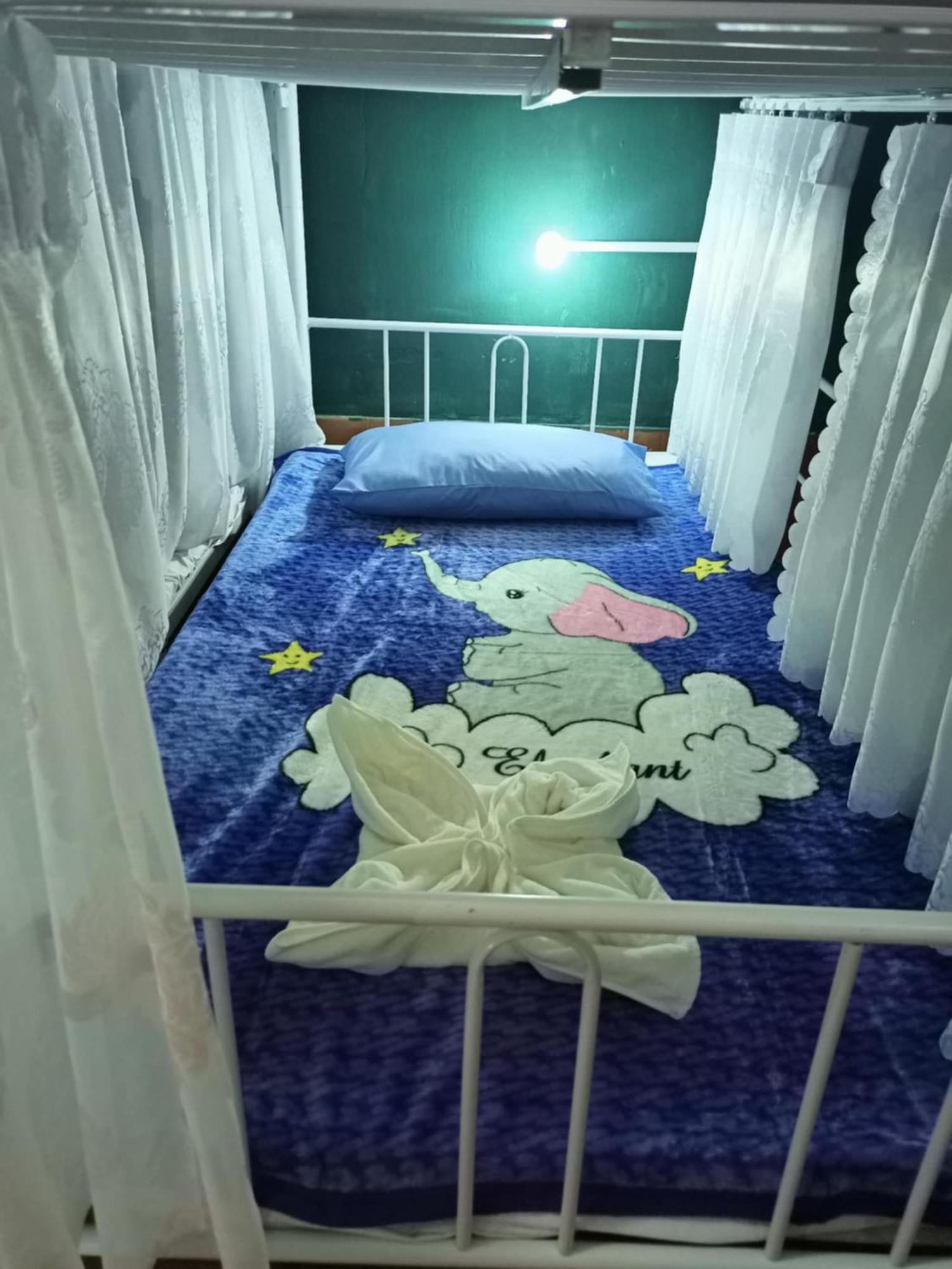 Hostel Neva Paris パークセー エクステリア 写真